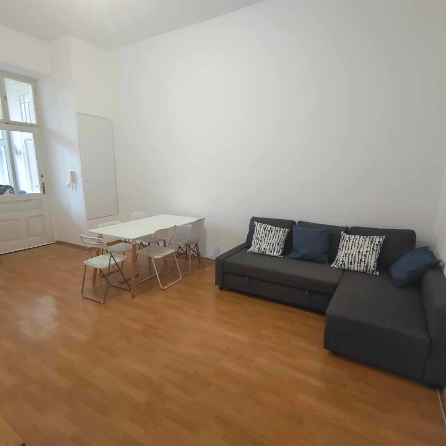 Large 4 Room Apartment In The Center Of ウィーン エクステリア 写真