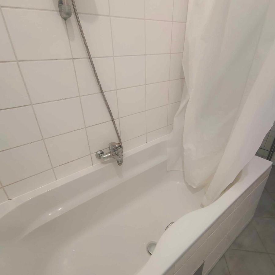 Large 4 Room Apartment In The Center Of ウィーン エクステリア 写真